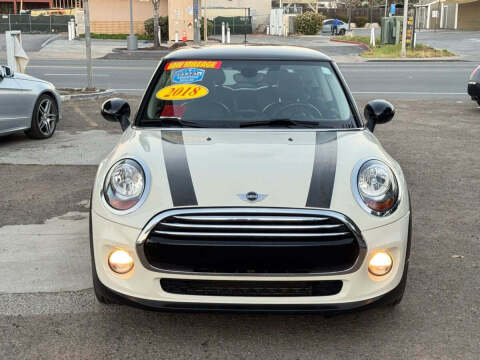 2018 MINI Hardtop 2 Door Cooper