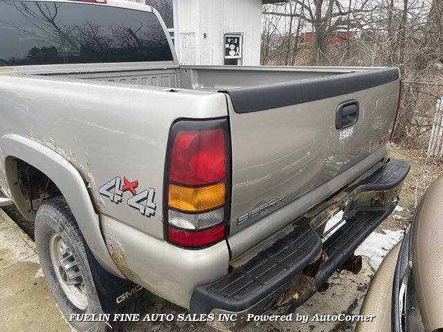 2004 GMC Sierra 2500HD for sale at FUELIN  FINE AUTO SALES INC in Saylorsburg, PA