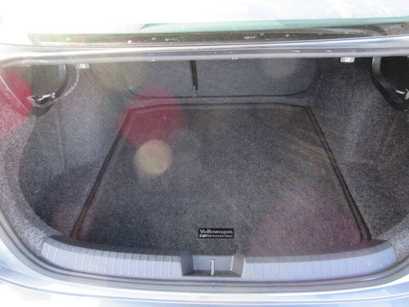 2019 Volkswagen Jetta R-Line