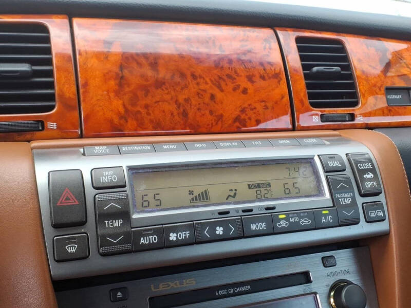 2005 Lexus SC 430