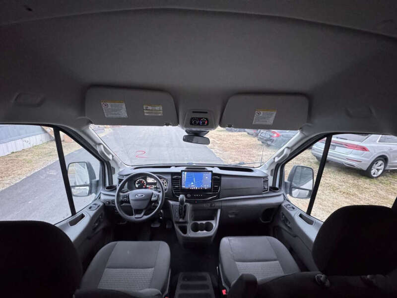2024 Ford Transit 350 XLT