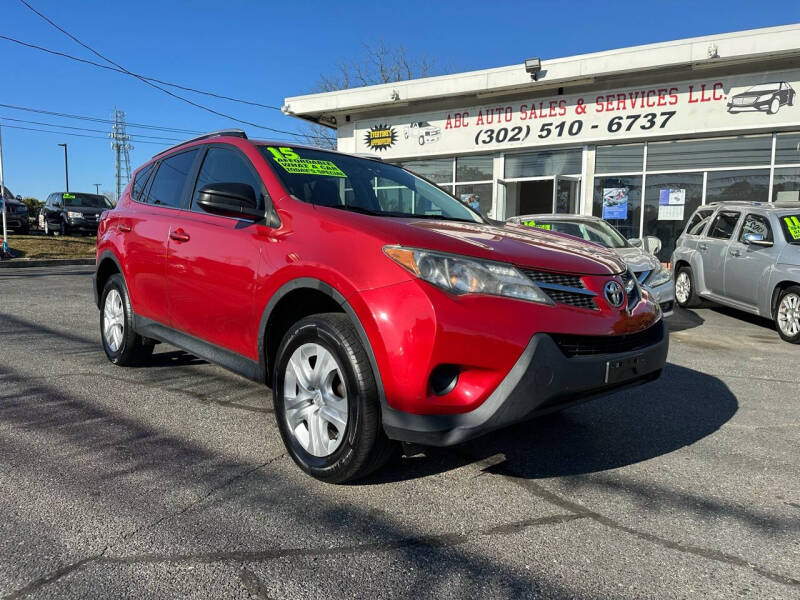 Used 2015 Toyota RAV4 LE with VIN JTMZFREV2FJ046057 for sale in New Castle, DE