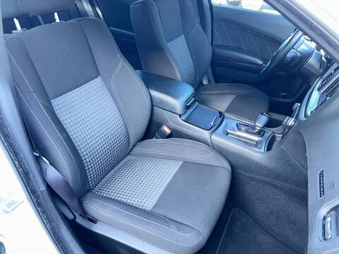 2020 Dodge Charger SXT