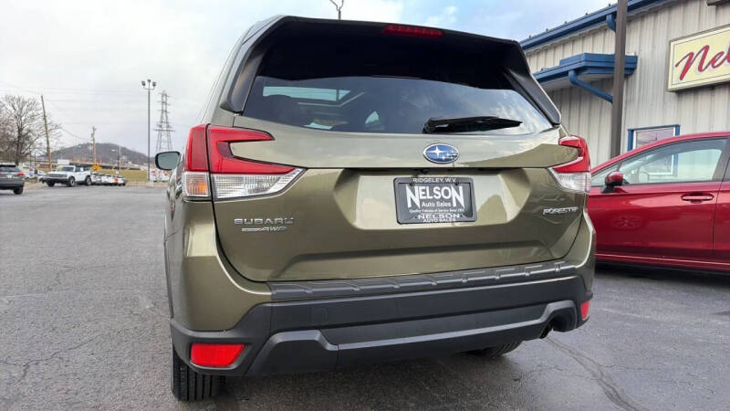 2023 Subaru Forester Premium