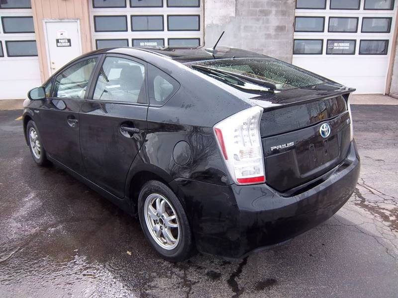 2010 Toyota Prius III