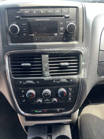 2015 Dodge Grand Caravan American Value Package