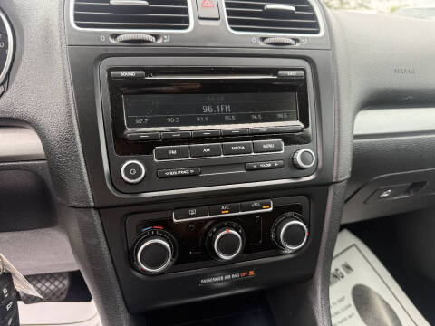 2013 Volkswagen Golf 2.5L PZEV