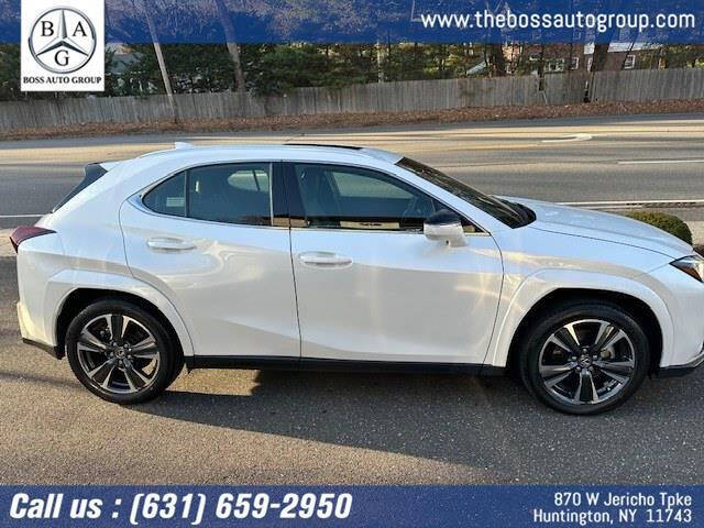 2024 Lexus UX 250h Premium