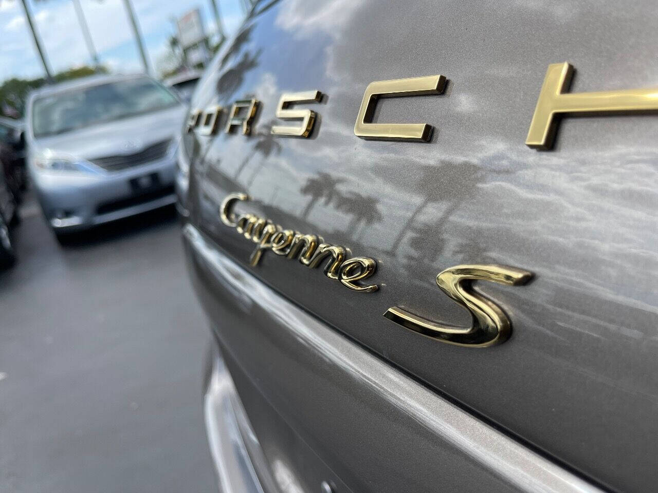 2011 Porsche Cayenne  - $18,900