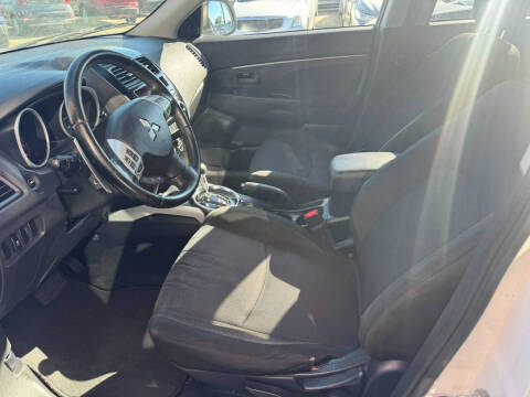 2012 Mitsubishi Outlander Sport ES