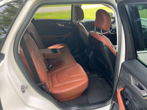 2019 Ford Edge Titanium