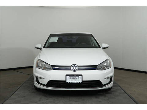 2016 Volkswagen e-Golf SE