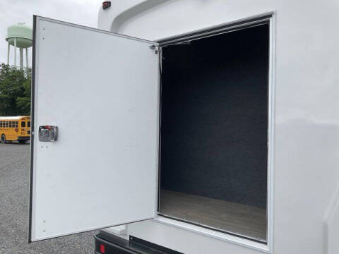 2022 Chevrolet Express 4500