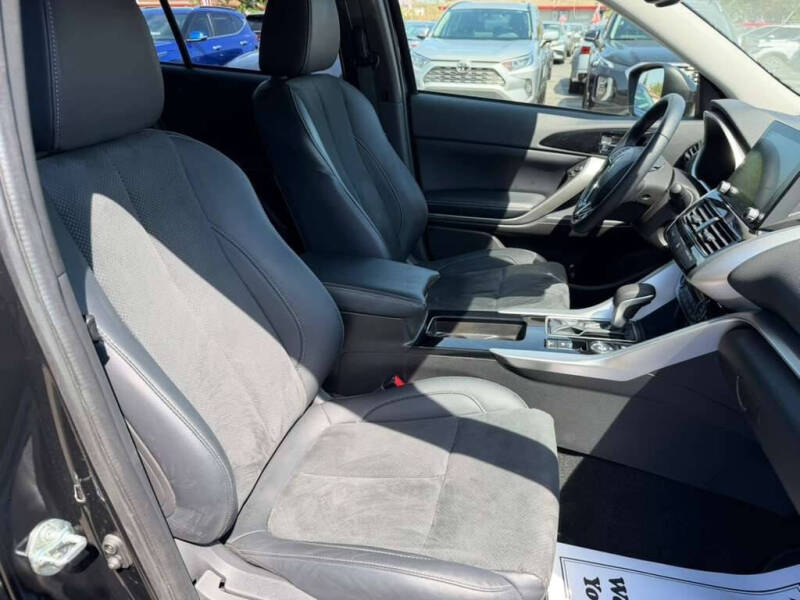 2025 Mitsubishi Eclipse Cross Black Edition