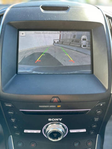 2017 Ford Edge Titanium