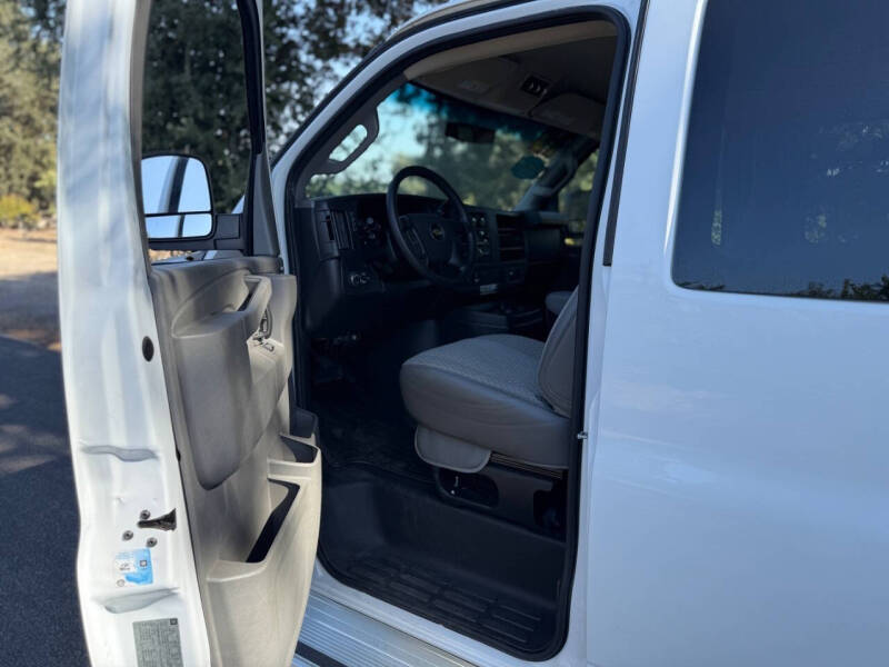 2016 Chevrolet Express LT 3500