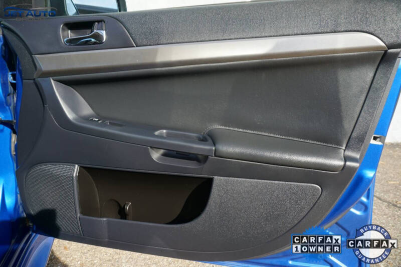 2015 Mitsubishi Lancer SE