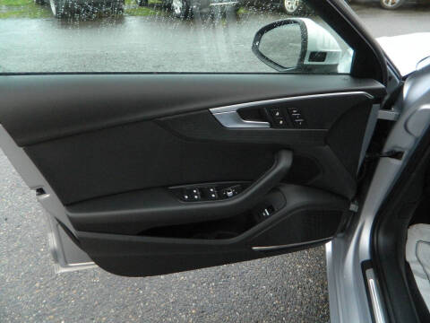 2017 Audi A4 2.0T quattro Premium Plus