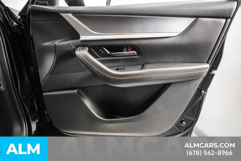 2025 Mazda CX-70 Plug-in Hybrid Premium