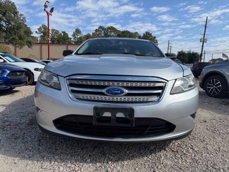 2012 Ford Taurus SE