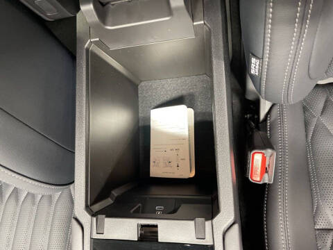 2026 Mitsubishi Outlander PHEV SEL