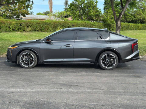 2025 Kia K4 GT-Line