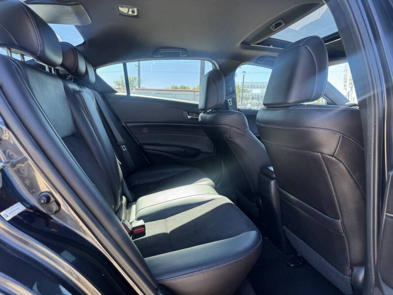 2016 Acura ILX w/Tech w/A-SPEC