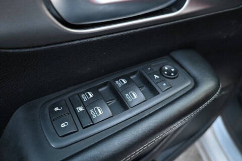 2020 Chrysler Pacifica Hybrid Limited Red S