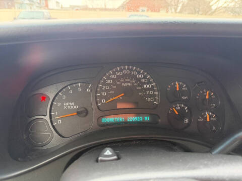 2005 Chevrolet Silverado 1500 LS