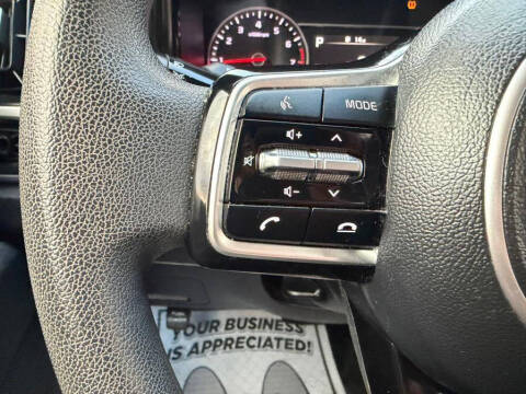 2022 Kia Sorento LX