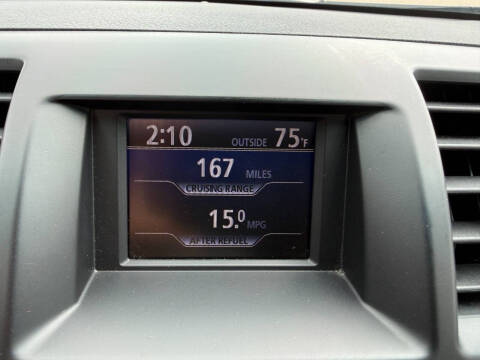 2011 Toyota Highlander SE