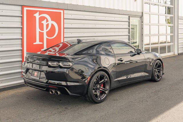2022 Chevrolet Camaro 42