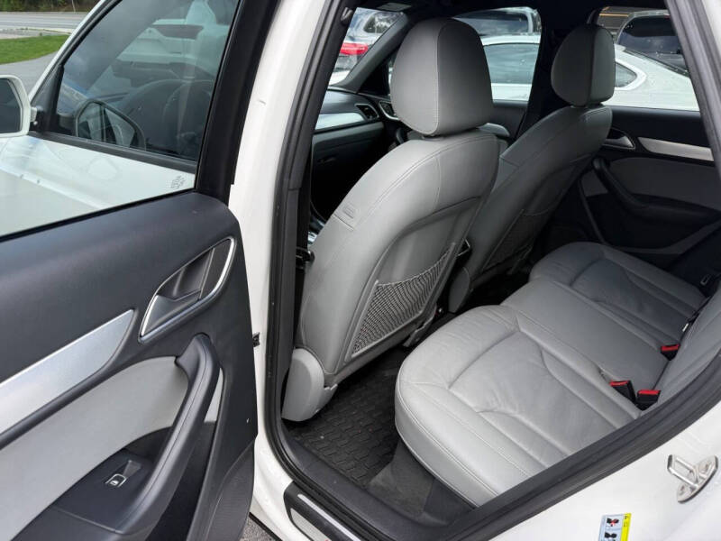 2018 Audi Q3 2.0T quattro Premium