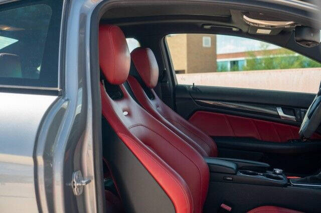 2012 Mercedes-Benz C-Class C 63 AMG