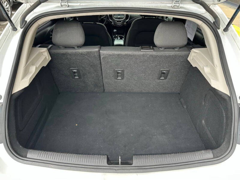 2017 Chevrolet Cruze LT Auto