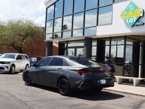 2024 Hyundai Elantra SE