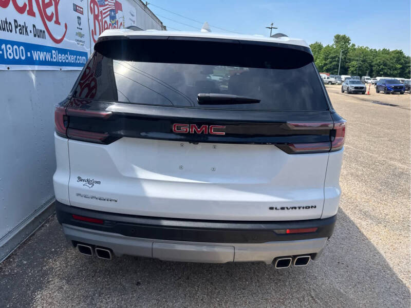 2025 GMC Acadia Elevation