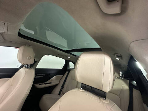 2020 Jaguar F-PACE 25t Premium