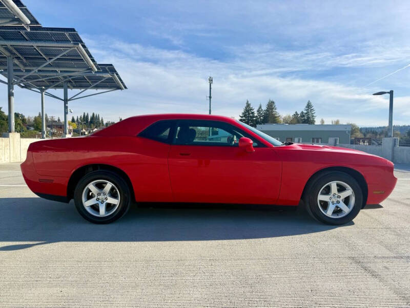 2010 Dodge Challenger SE