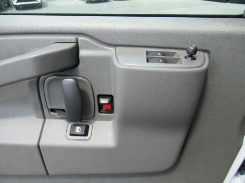 2026 GMC Savana 2500