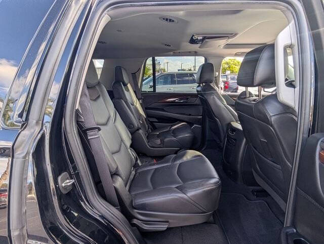 2020 Cadillac Escalade Luxury
