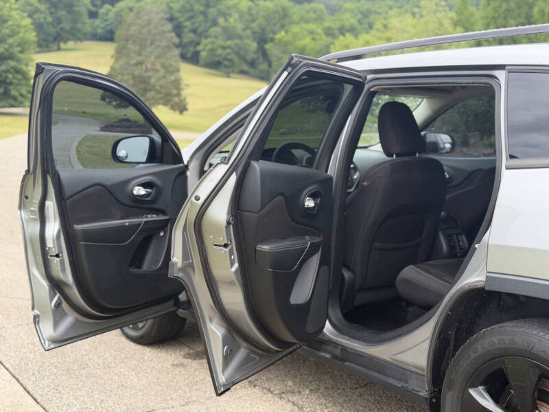 2015 Jeep Cherokee Altitude