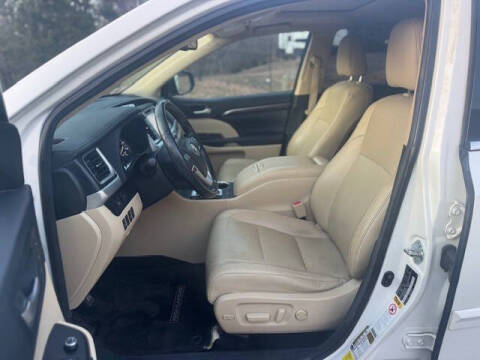 2014 Toyota Highlander Hybrid Limited Platinum