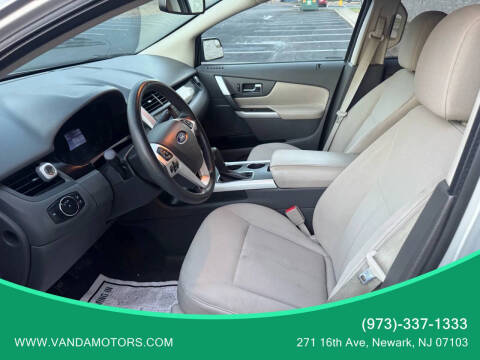 2014 Ford Edge SE