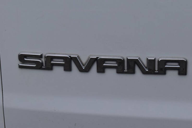 2018 GMC Savana 2500