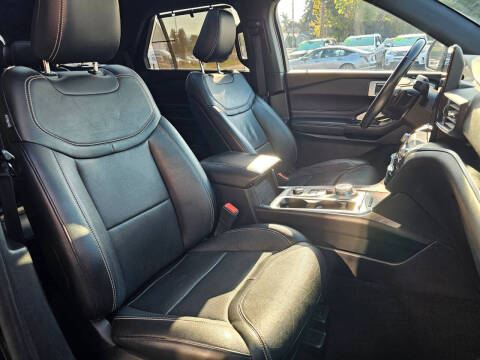 2020 Ford Explorer ST