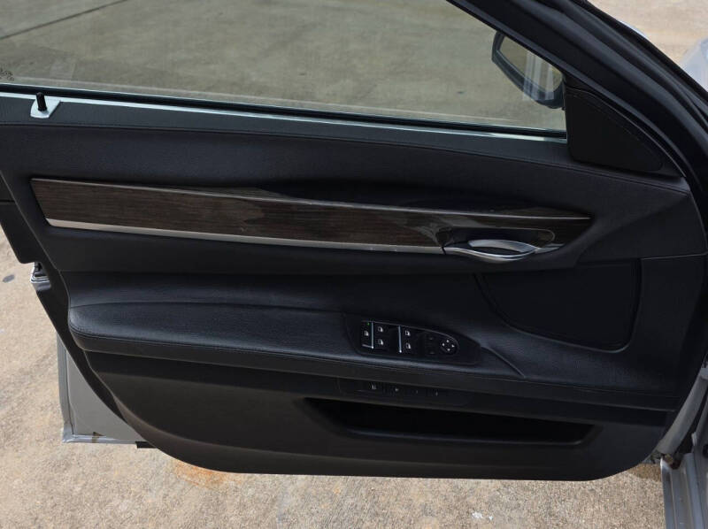 2014 BMW 7 Series 740i