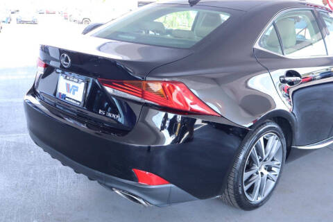 2020 Lexus IS 300