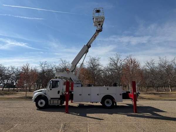 2014 Freightliner M2 106