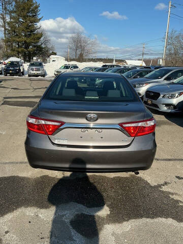 2016 Toyota Camry LE